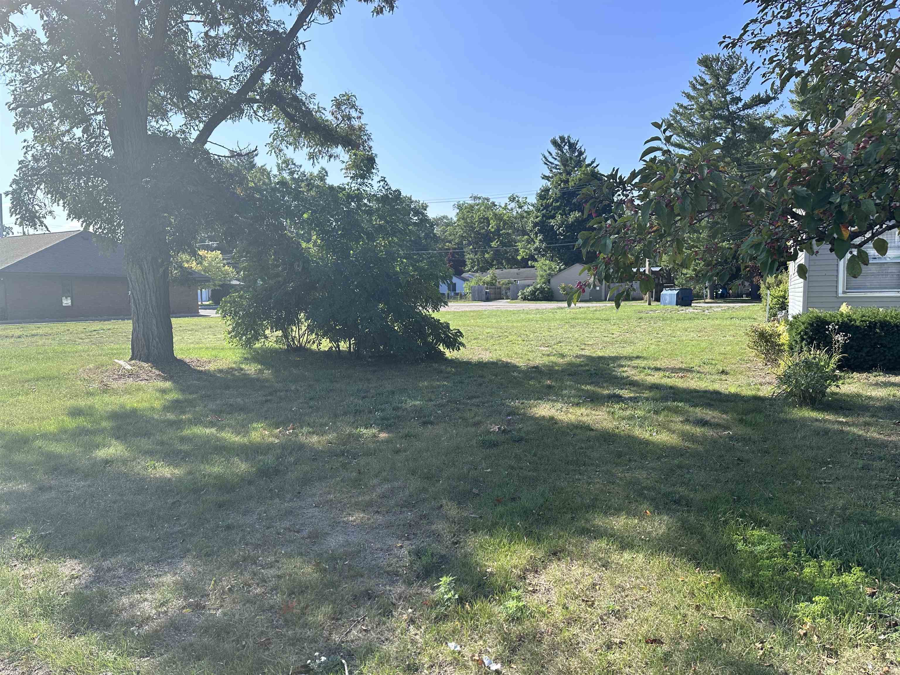 Property Photo:  1026-1028 E Front Street  MI 49686 