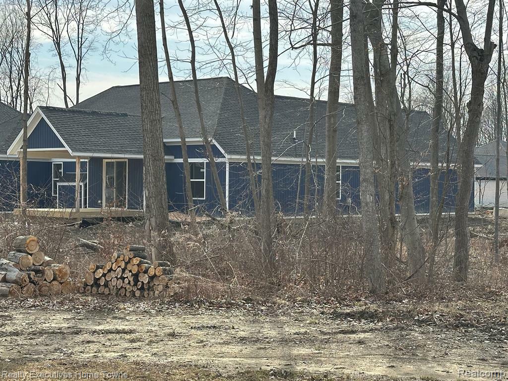 Property Photo: 67830 Ashley Avenue MI 48062 5920