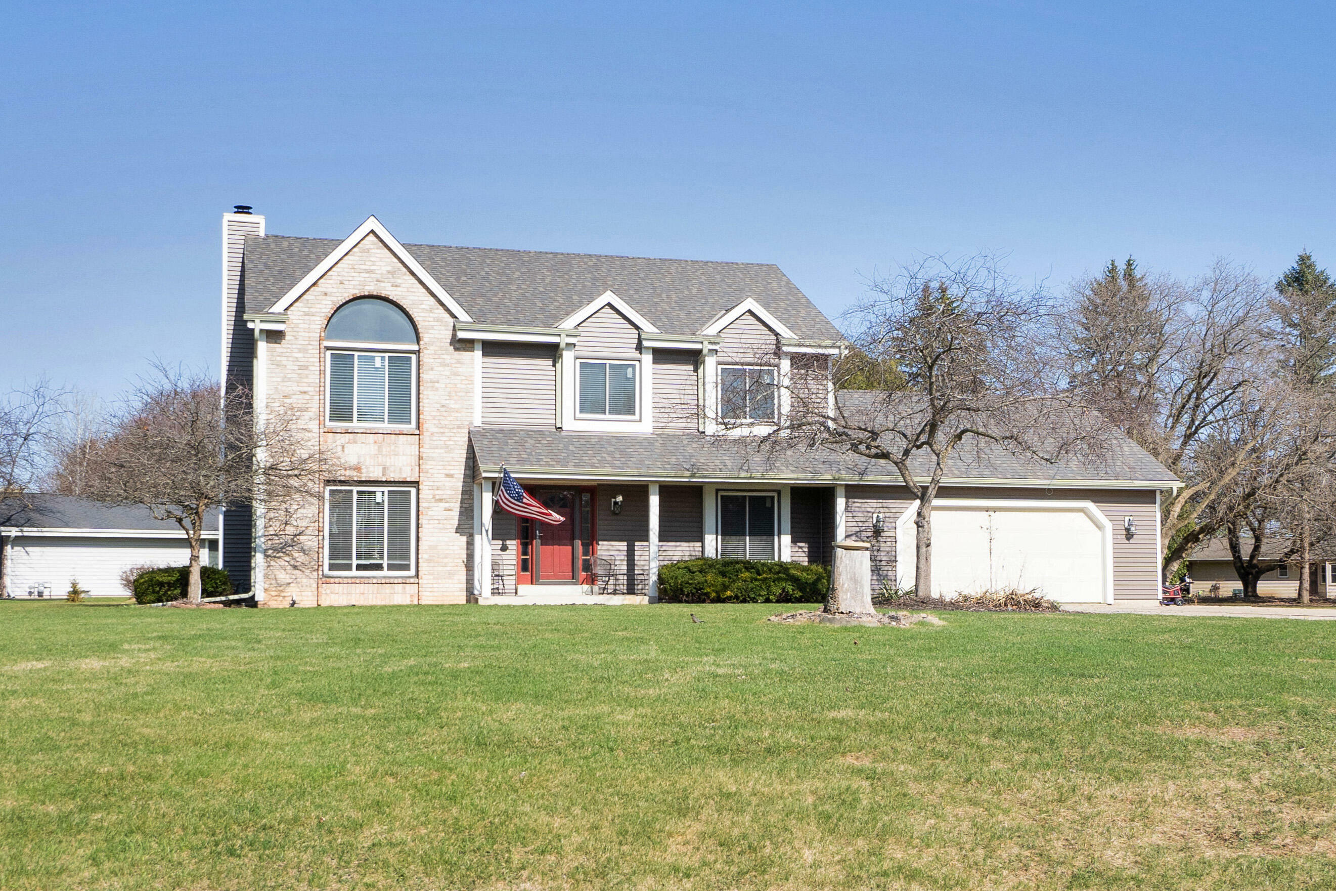 Property Photo: 8133 Waverly Ct WI 53185