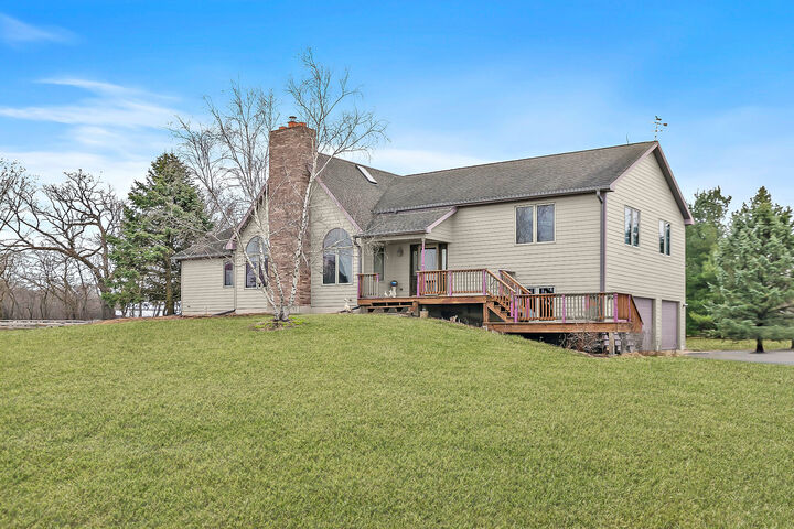14N700 Factly Road  Sycamore IL 60178 photo