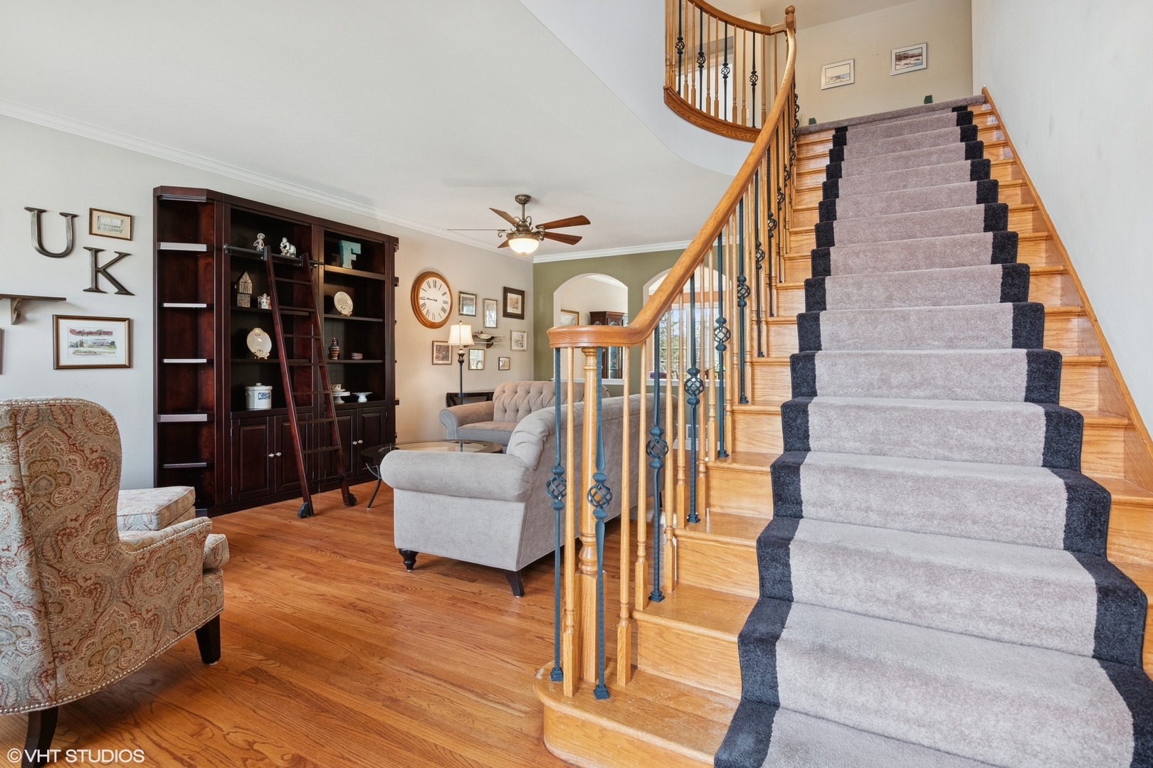 Property Photo: 1725 Amelia Court IL 60565