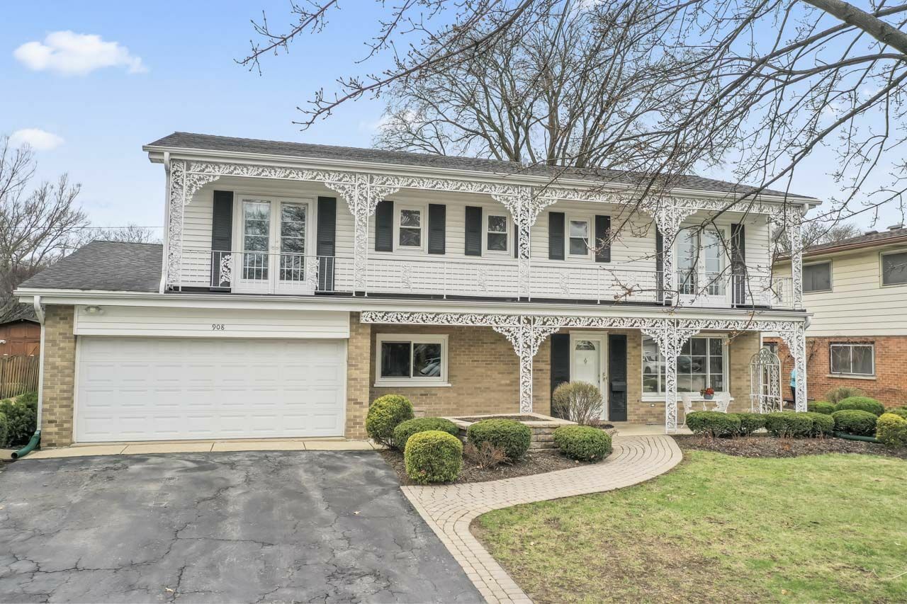 908 S Maple Street  Mount Prospect IL 60056 photo
