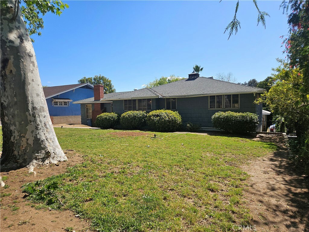 Property Photo:  4320 Glenwood Drive  CA 92501 