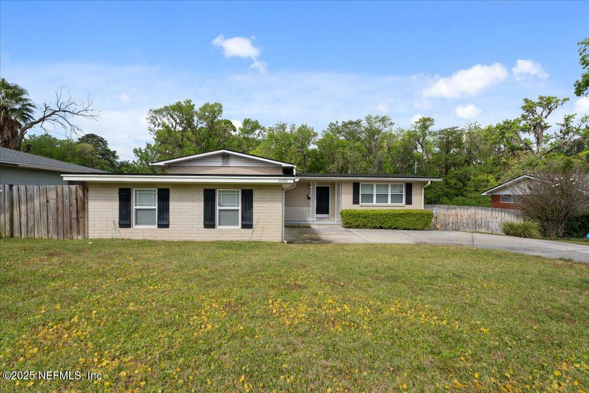 Property Photo: 3546 Edgewater Drive FL 32210