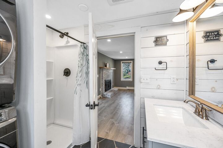 Property Photo:  17 Autumn Street  NH 03087 