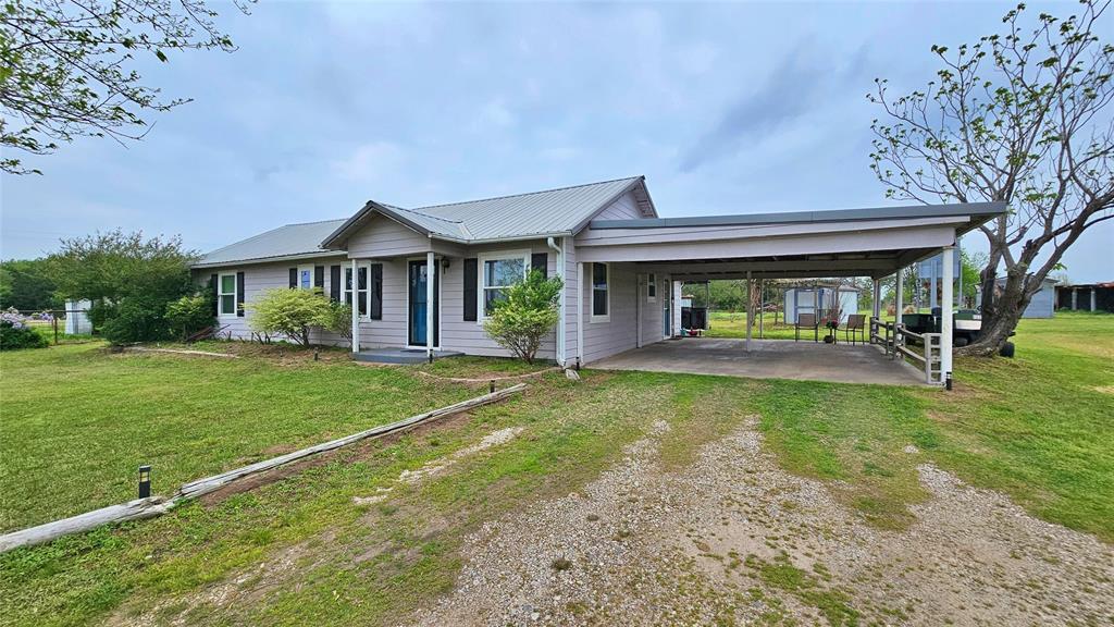 Property Photo: 6246 Texas Highway 19 S TX 75482