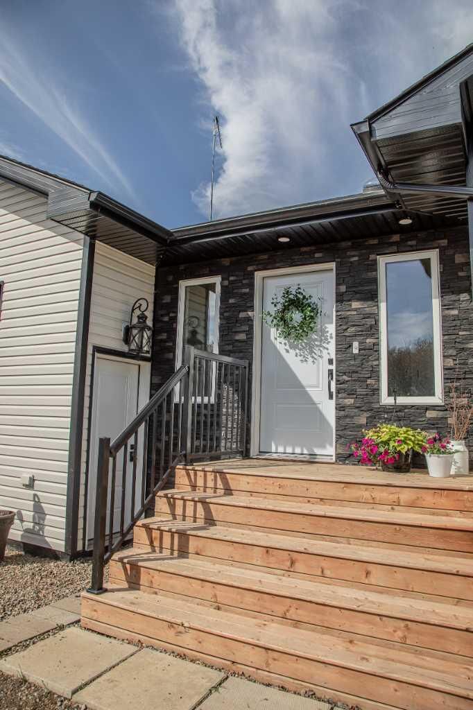 Property Photo: 19125 Township Road 1104 AB T0H 1Z0