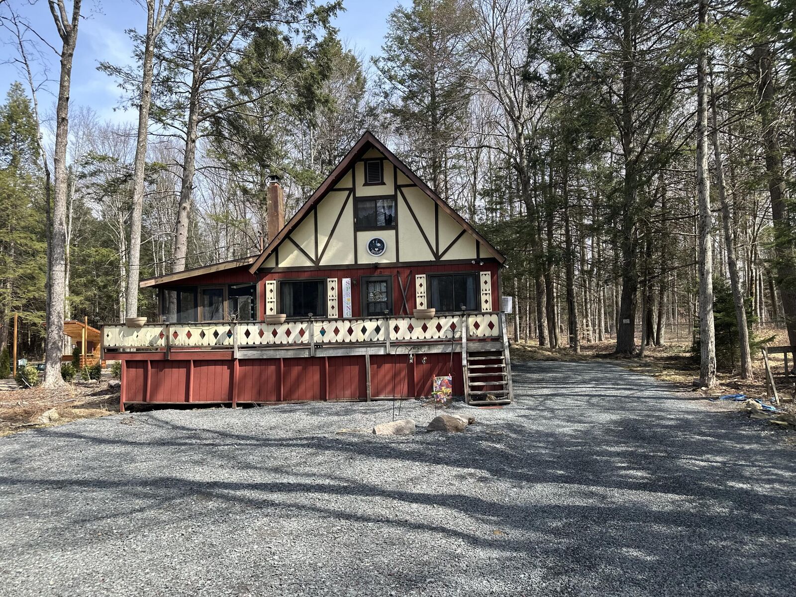Property Photo:  192 George Drive  PA 18347 