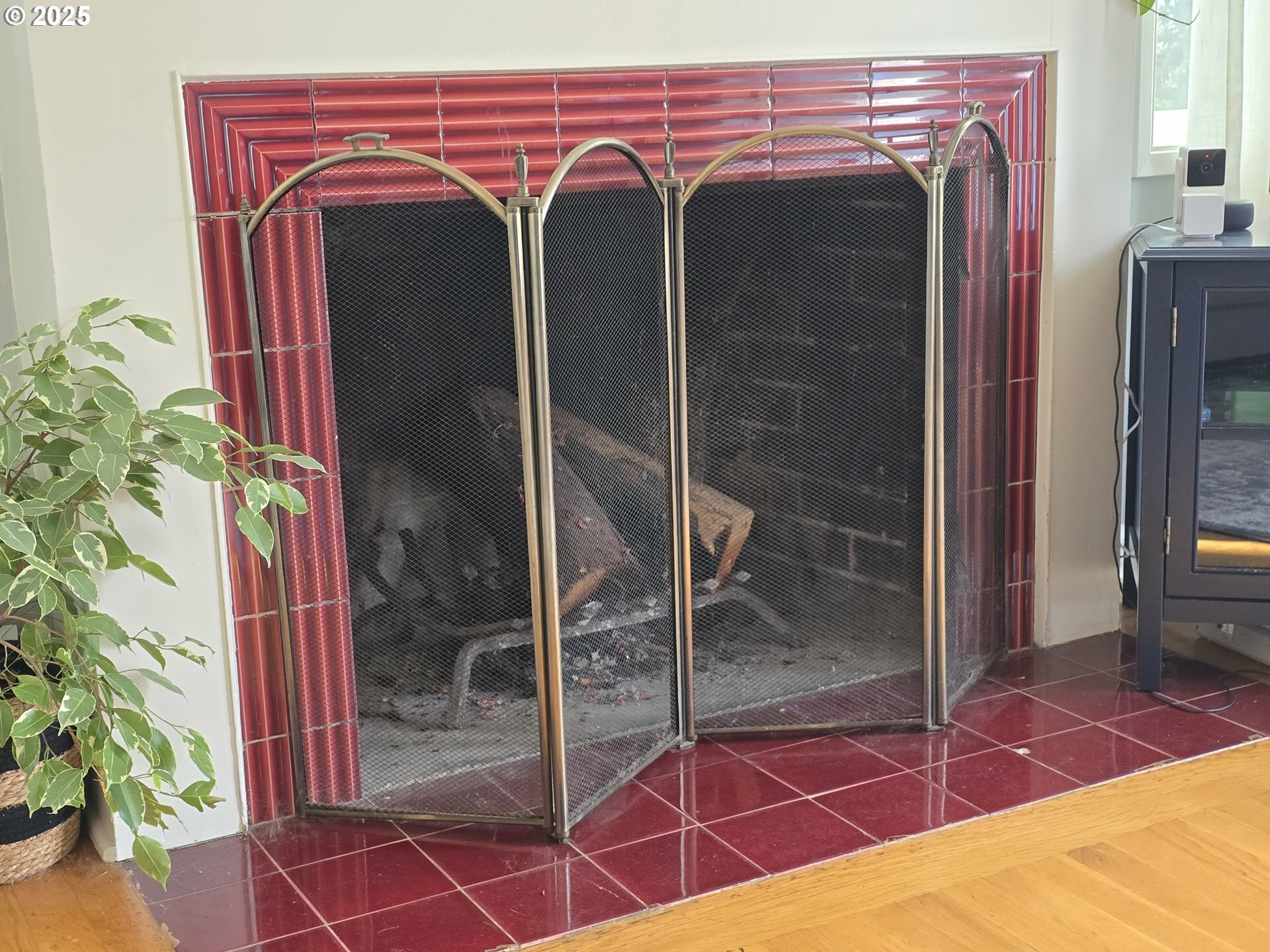 Property Photo: 7922 SW Capitol Hill Rd OR 97219
