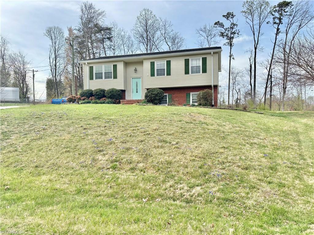 Property Photo:  147 Scarlet Lane  NC 27030 
