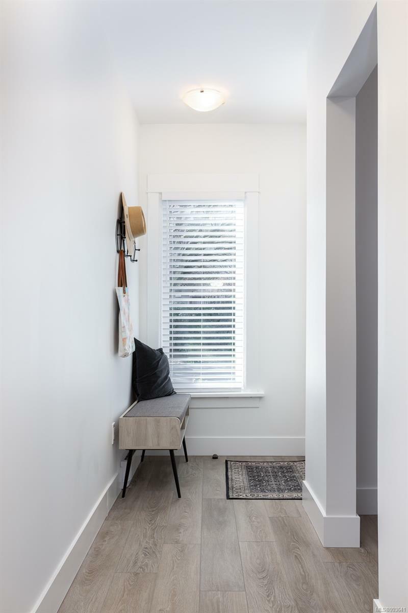 Property Photo: 412/414 Superior St BC V8V 1T6