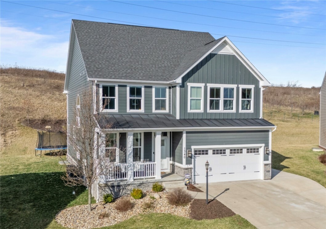 Property Photo: 1340 Diamond Ct PA 15241