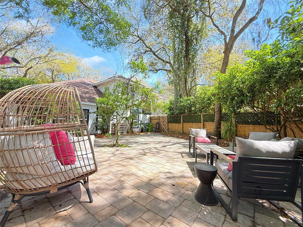 Property Photo: 2016 Village Lane FL 32034
