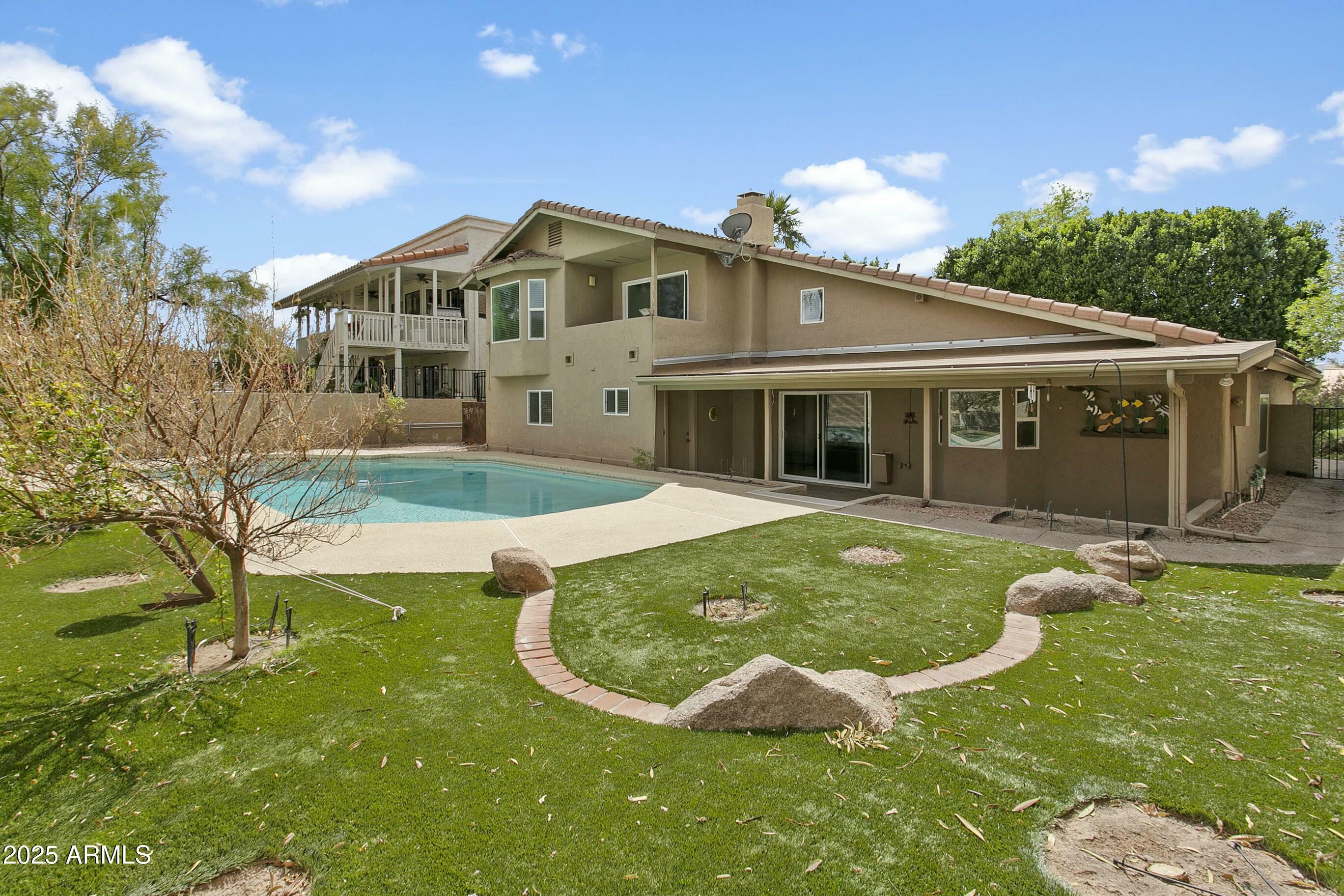 Property Photo: 1052 E Sandpiper Drive AZ 85283