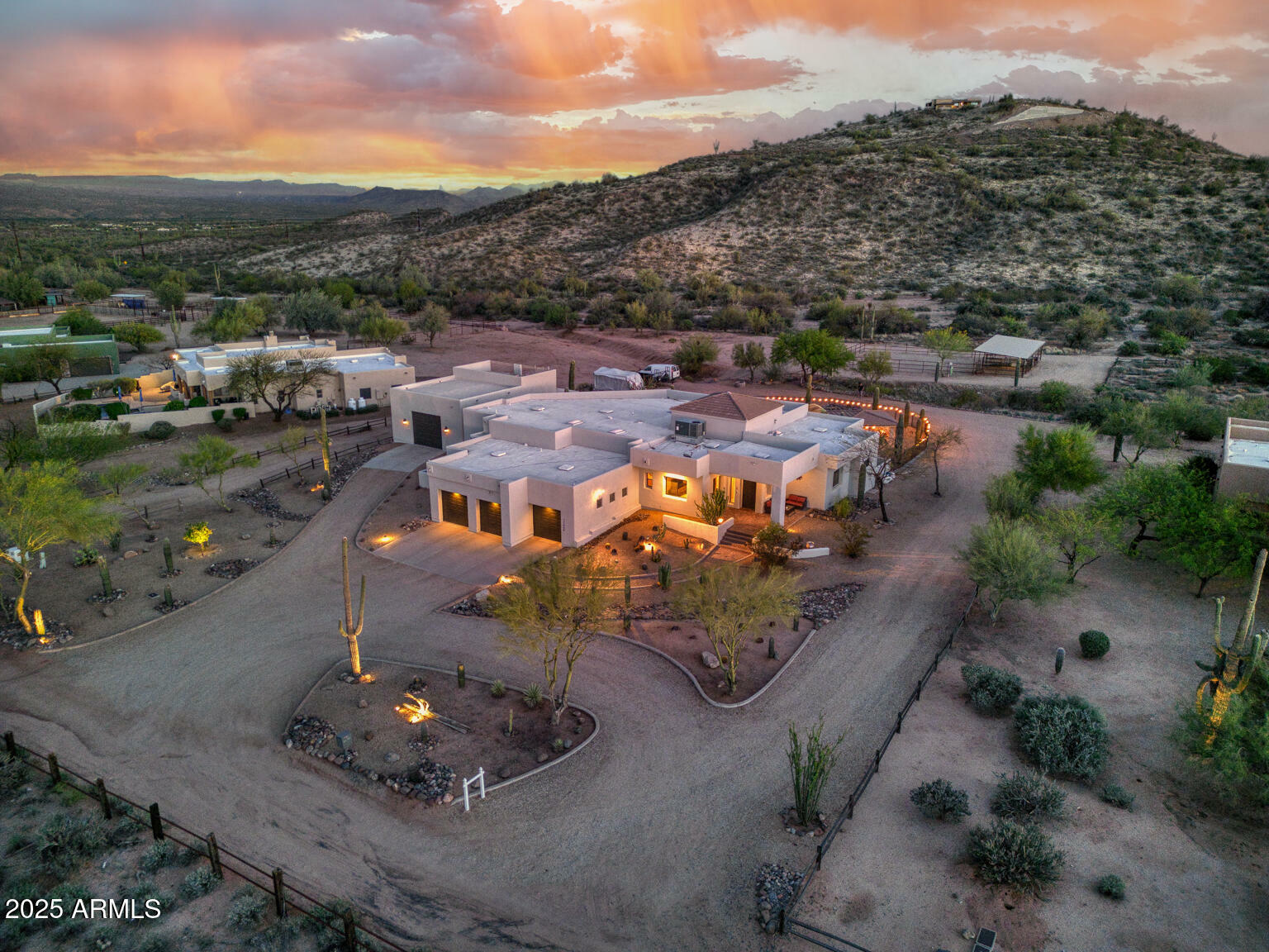 Property Photo:  17449 E Quail Track Road  AZ 85263 