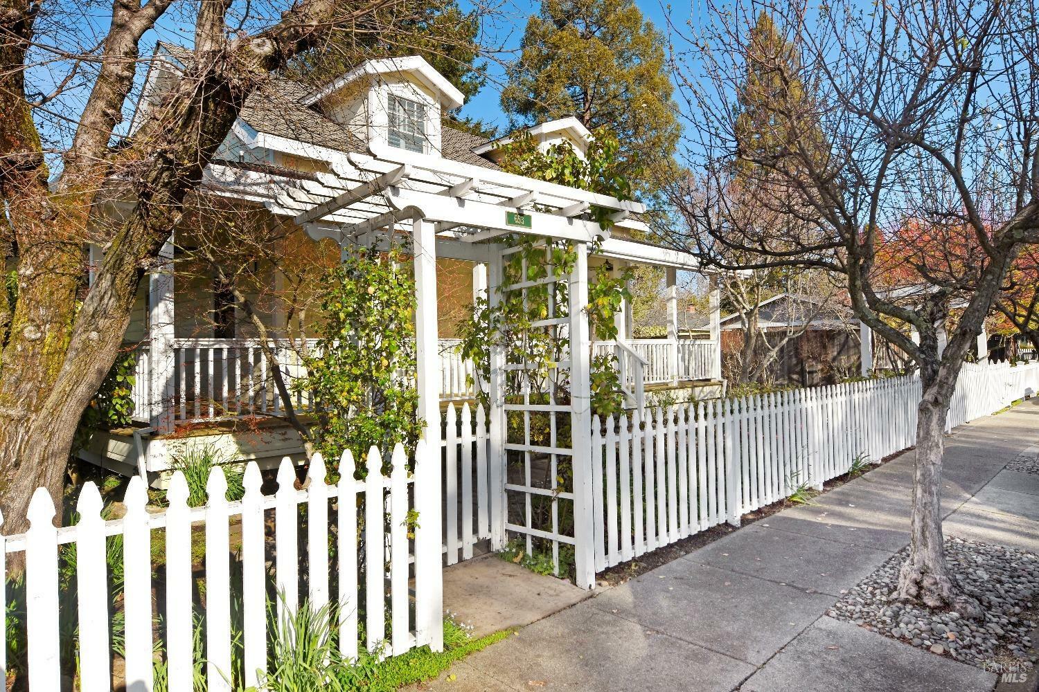 Property Photo: 653 3rd Street CA 95476