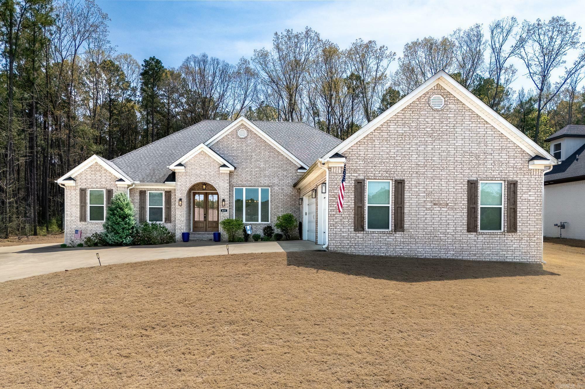 Property Photo: 411 Sienna Lake Dr AR 72210