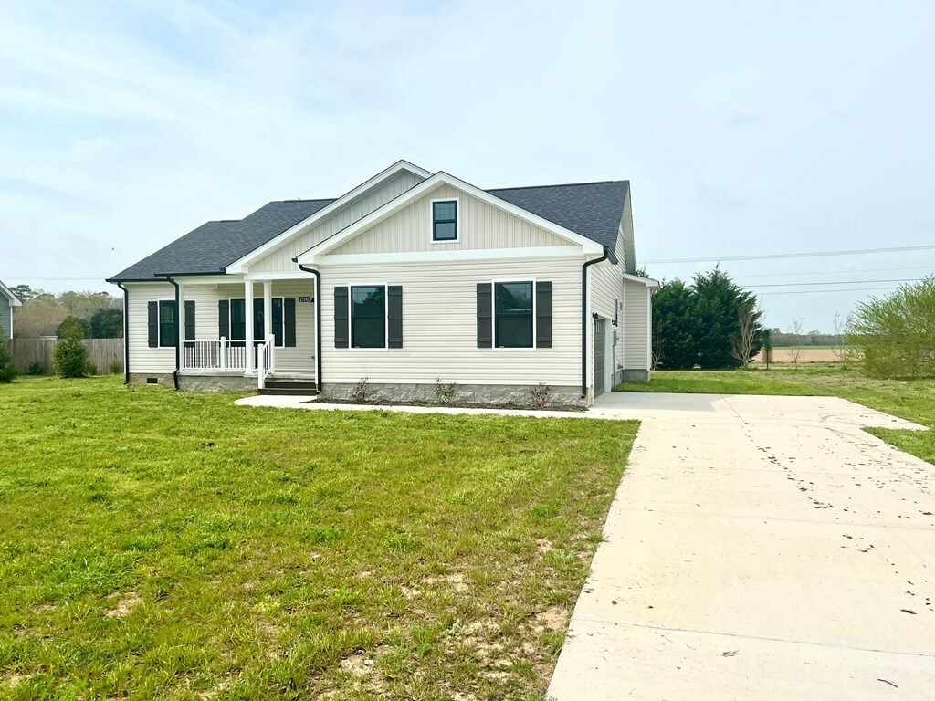Property Photo: 27192 Castle Row VA 23310