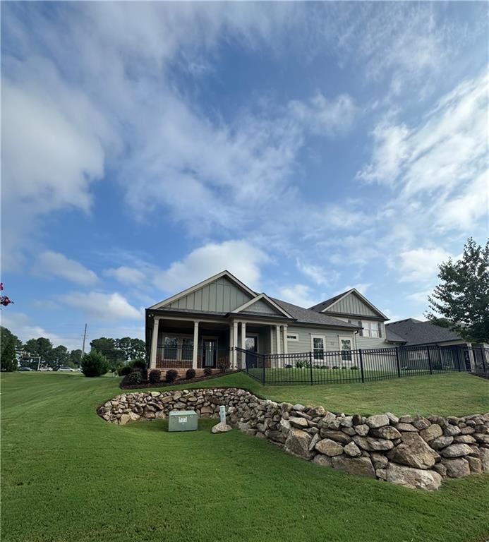 Property Photo: 57 Cedarcrest Village Lane GA 30101
