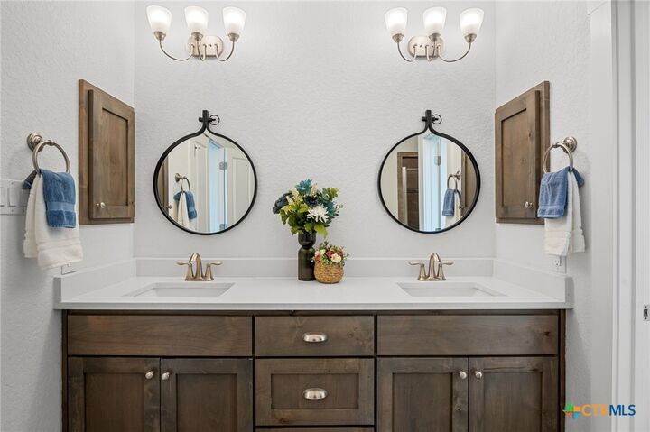 1039 Primrose Path  Canyon Lake TX 78133 photo