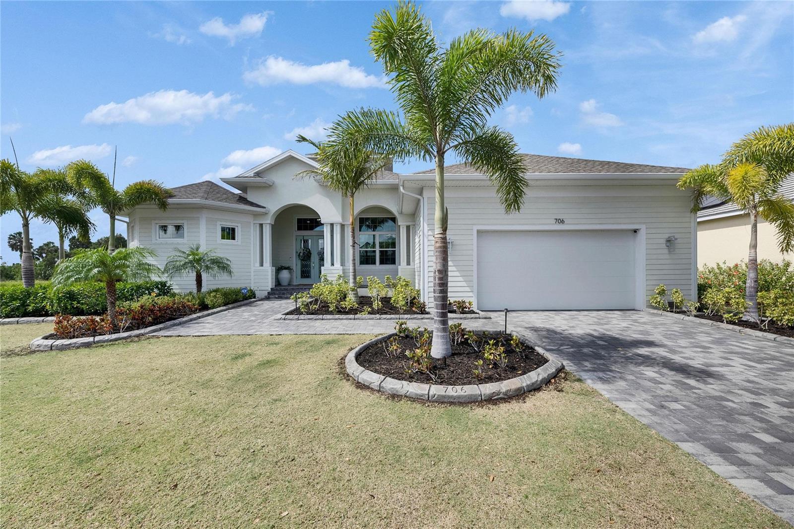 Property Photo:  706 Manns Harbor Drive  FL 33572 