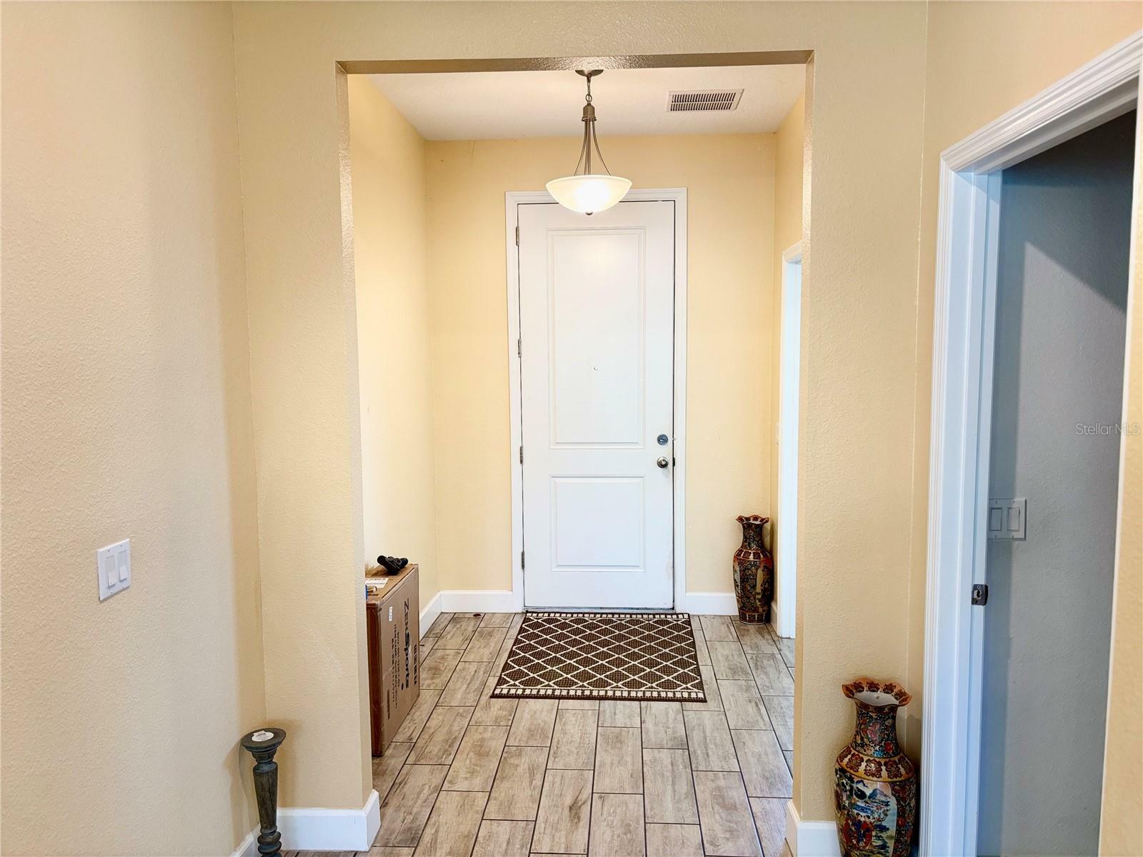 Property Photo: 1337 Ash Tree Cove FL 32707