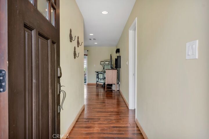 Property Photo:  10029 Laramie Avenue  CA 91311 