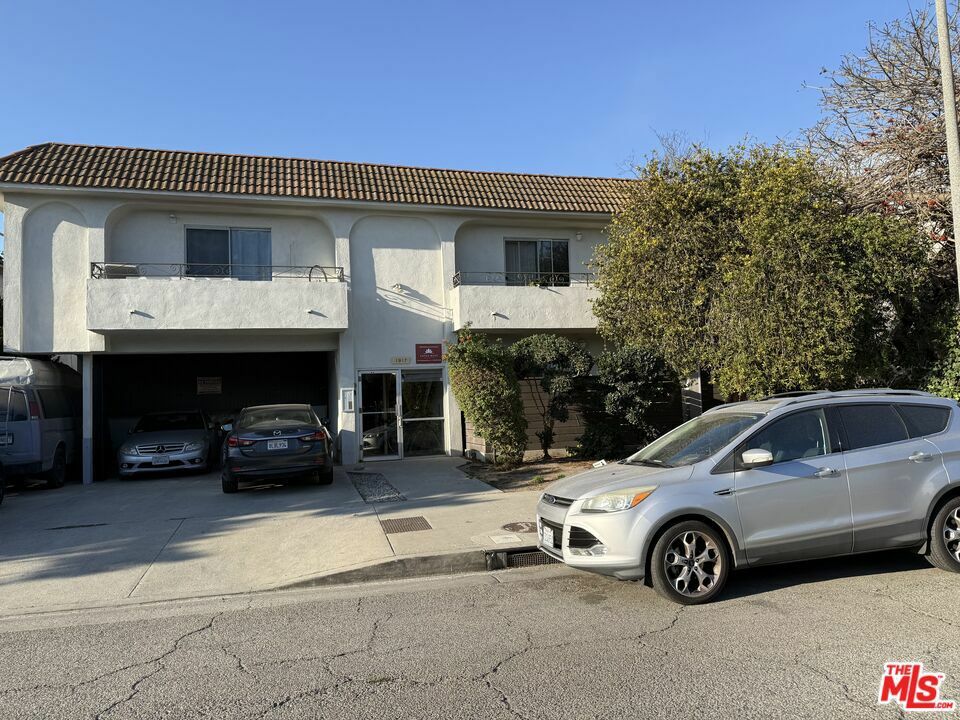 Property Photo: 1917 Canal Street CA 90291