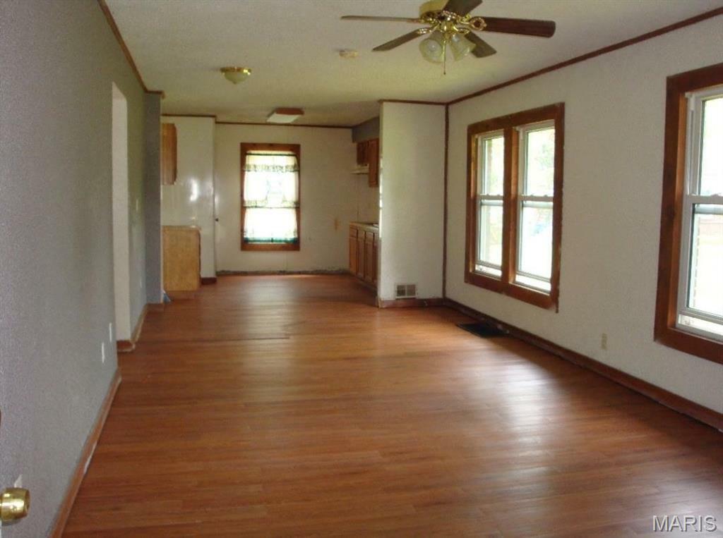 Property Photo: 411 Southard Place IL 62087
