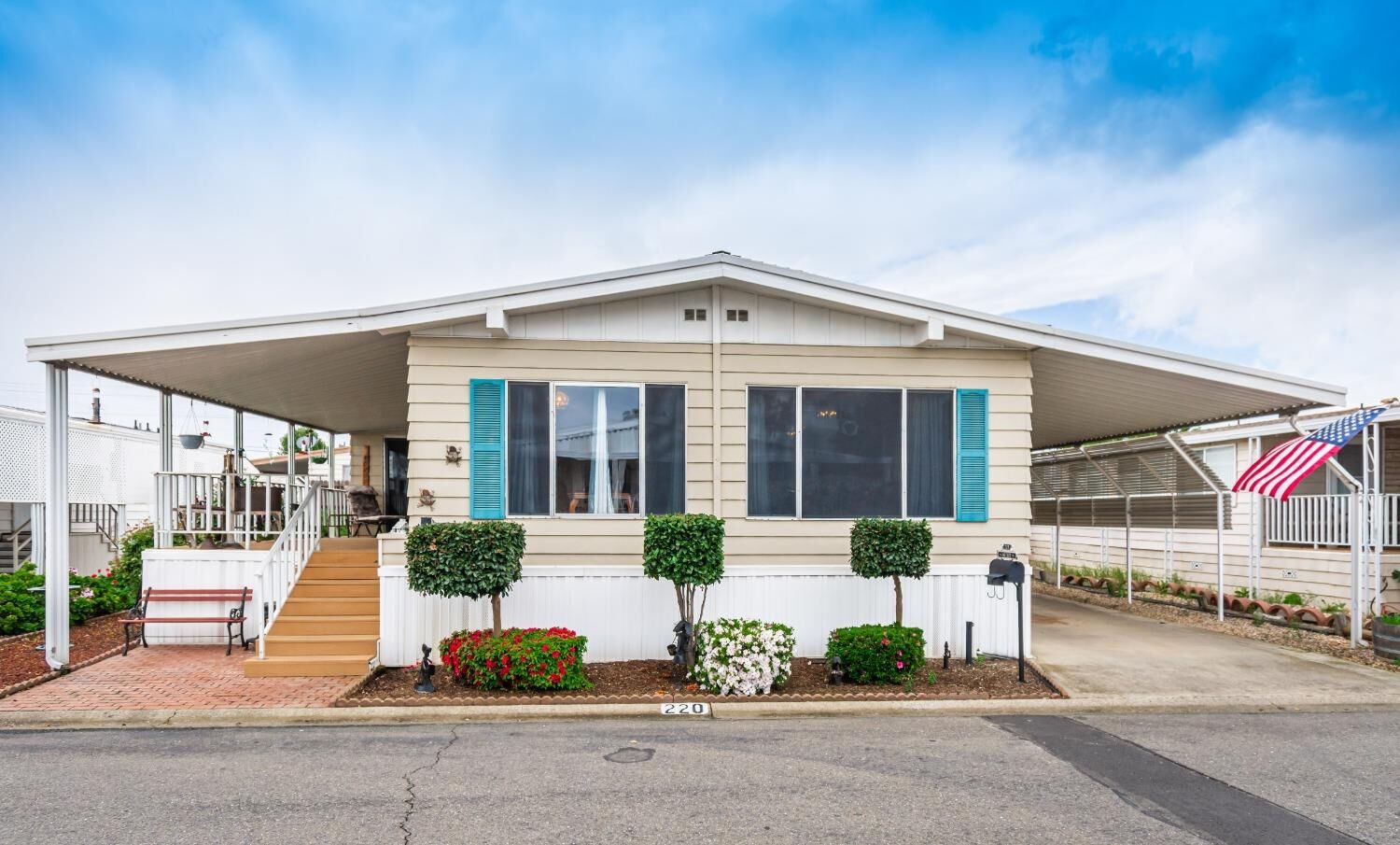 Property Photo:  8181 Folsom Boulevard 220  CA 95826 