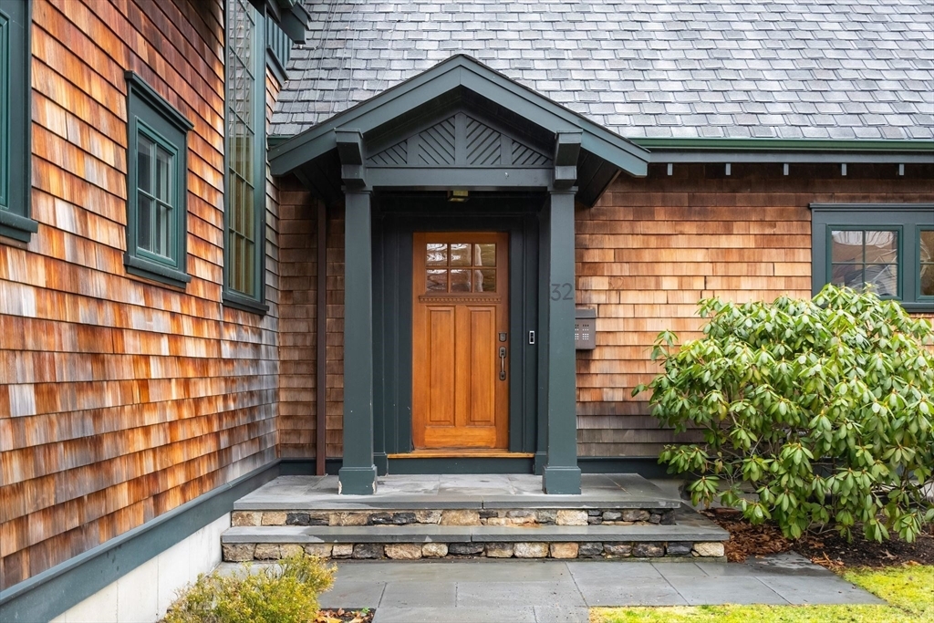 Property Photo: 32 Standish Cir MA 02481