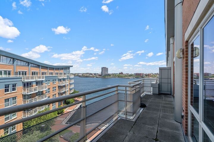 Property Photo: 4 Battery Wharf 4604 MA 02109