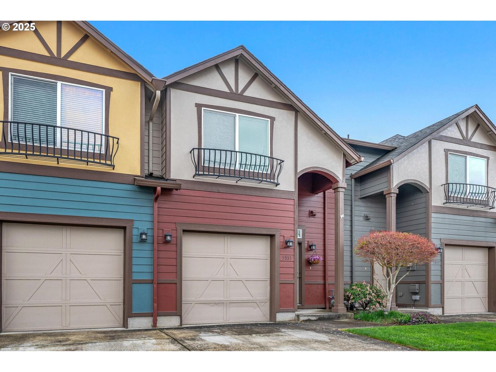 Property Photo:  5333 NE 83rd Pl  WA 98662 