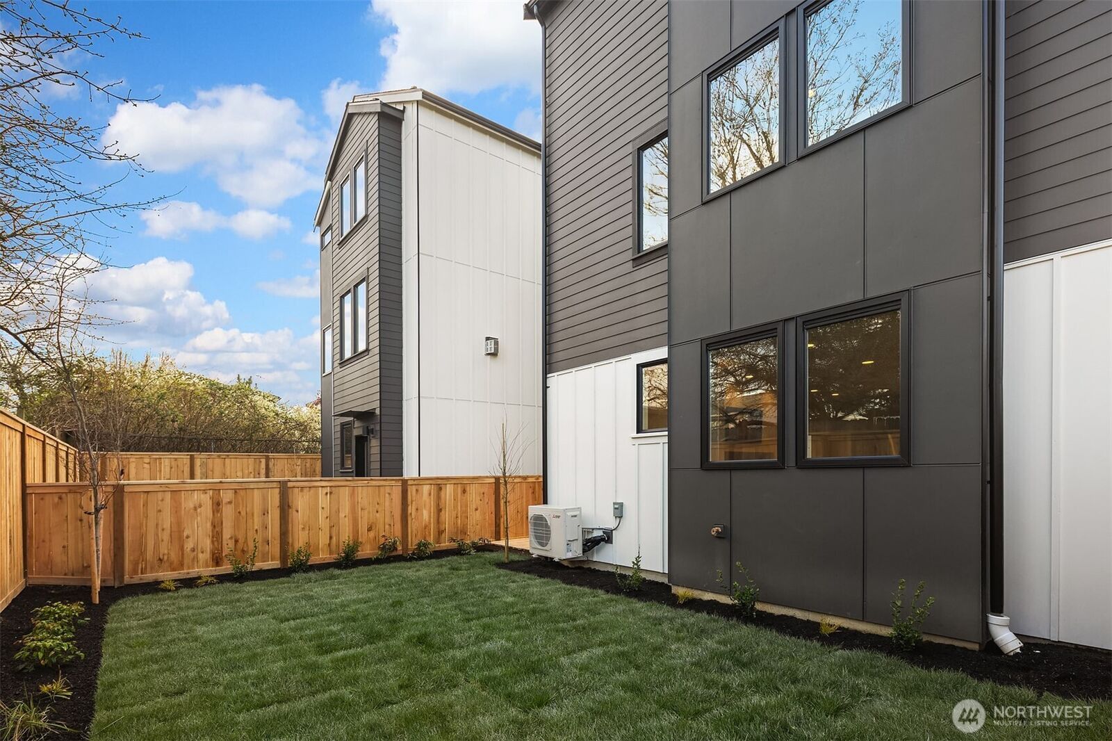 Property Photo:  7122  44th Avenue S  WA 98118 