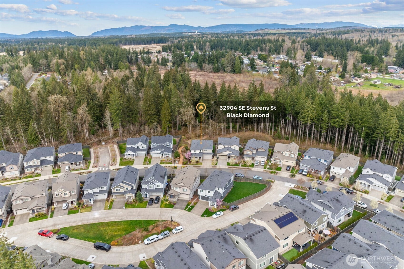 Property Photo: 32904 SE Stevens Street WA 98010