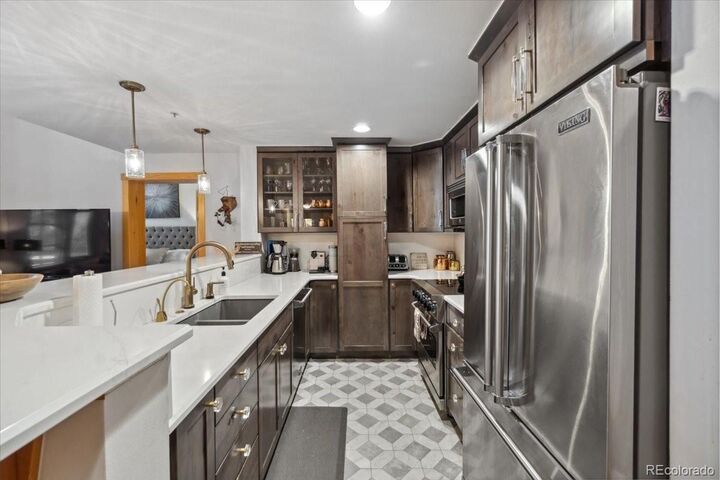 Property Photo:  910 Copper Road 105  CO 80443 