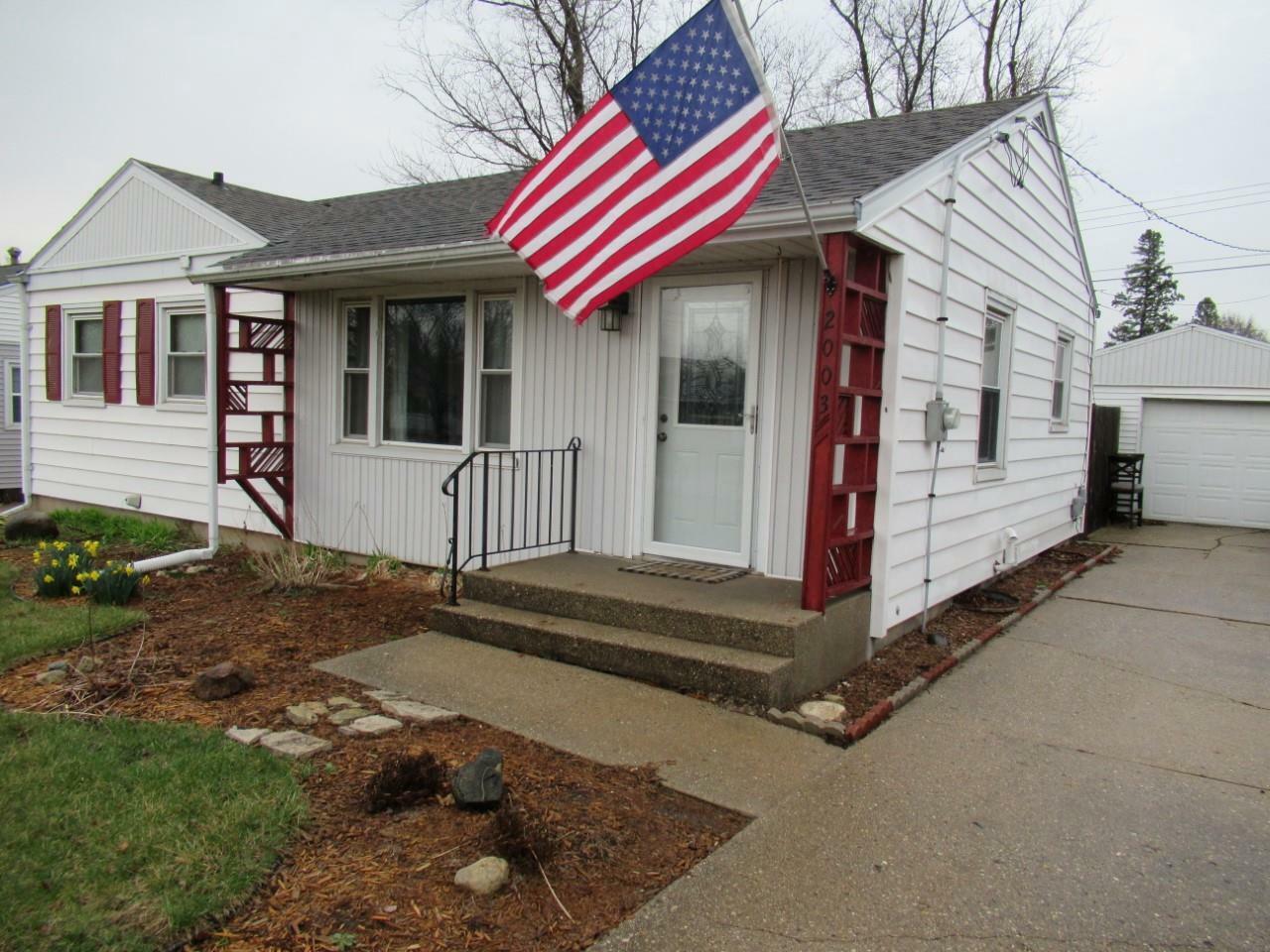 2003 Pioneer Drive  Beloit WI 53511 photo