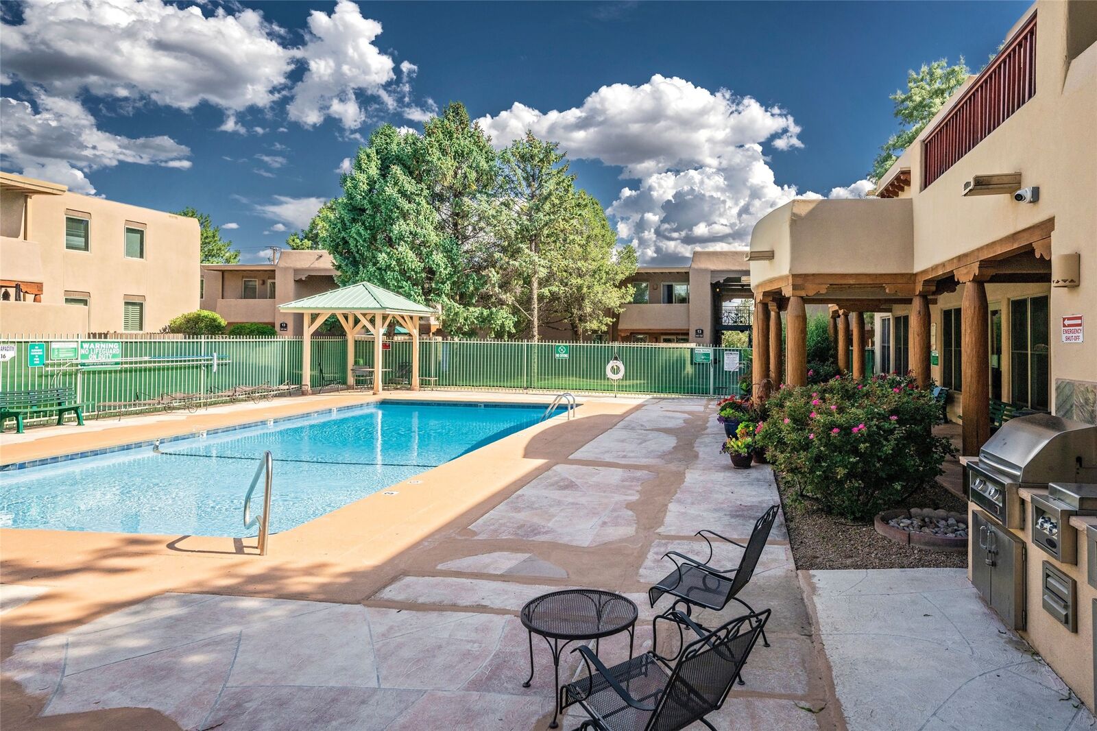 Property Photo: 601 W San Mateo 106 NM 87505