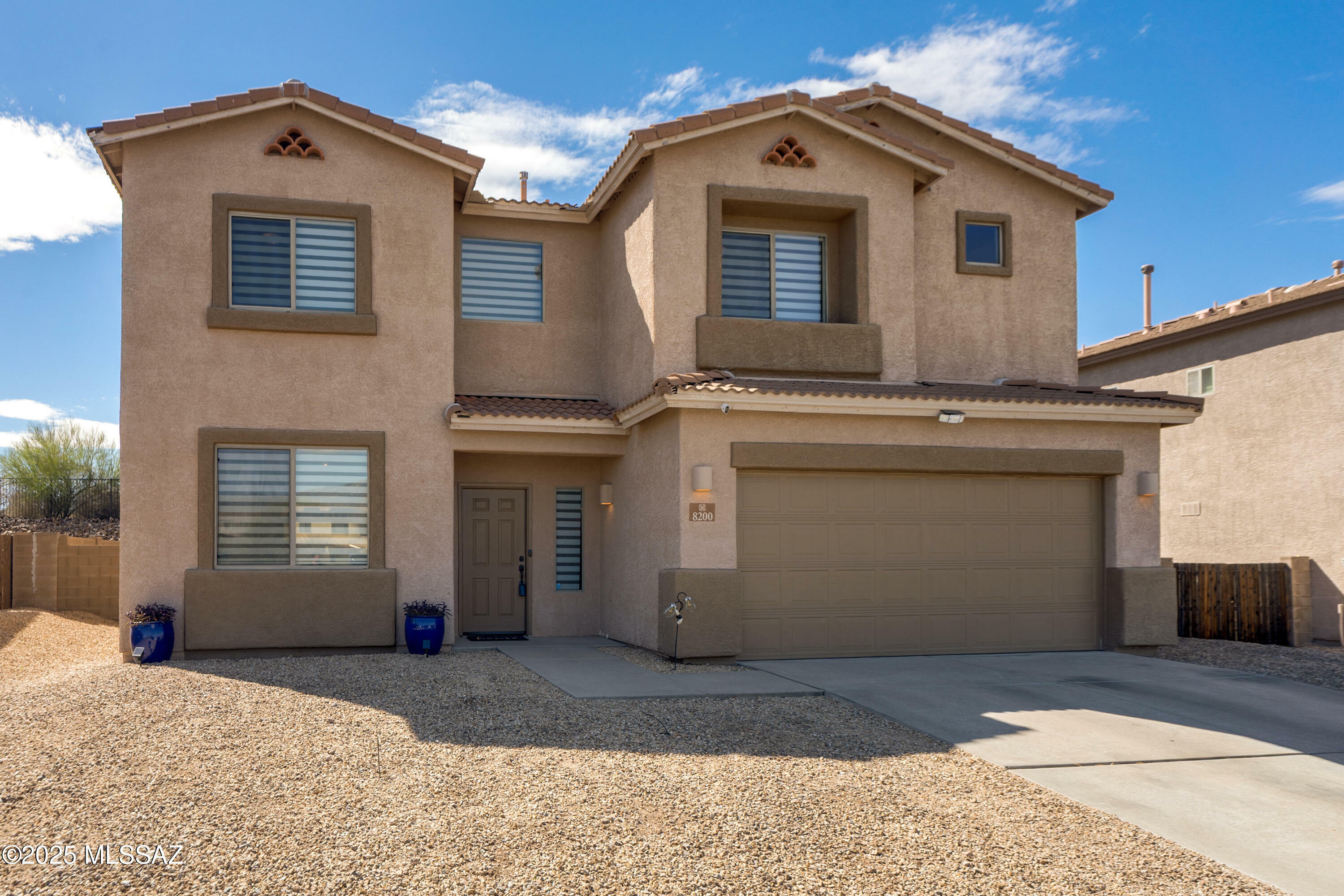 Property Photo: 8200 S Placita Almeria AZ 85747