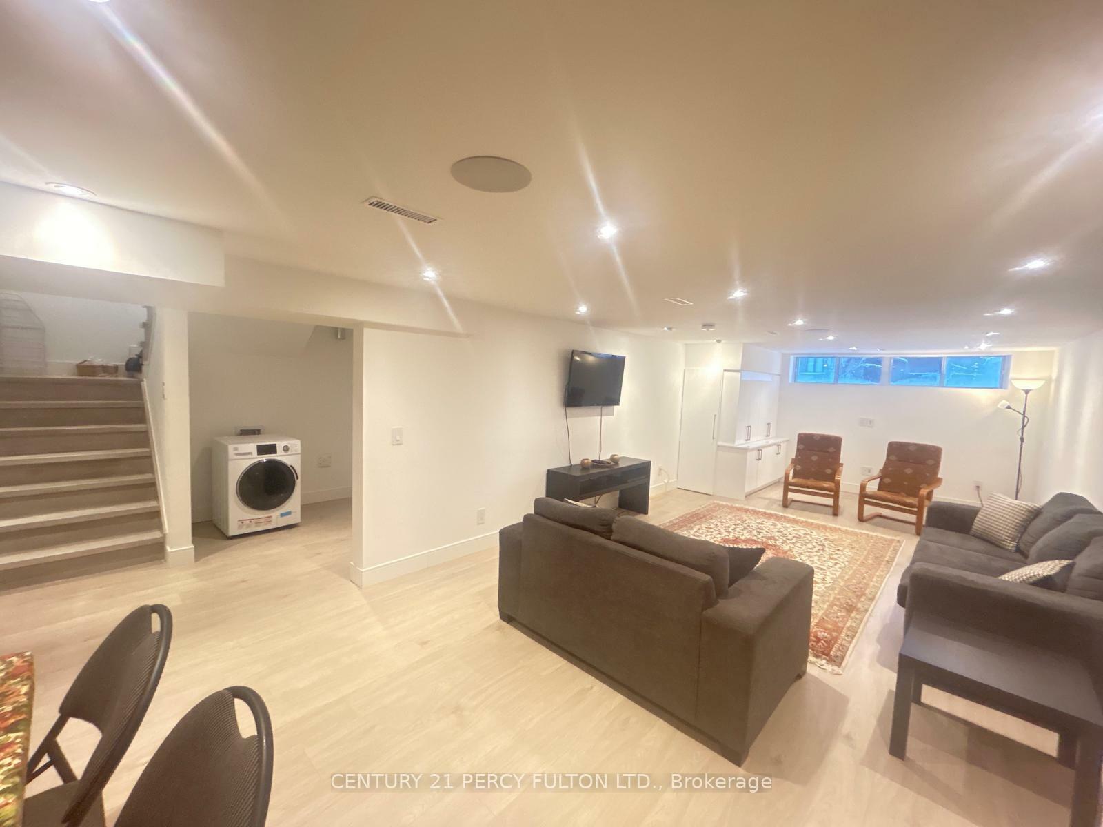 Photo de la propriété: 19 Holman Crescent #Bsmt ON L4G 1Z8