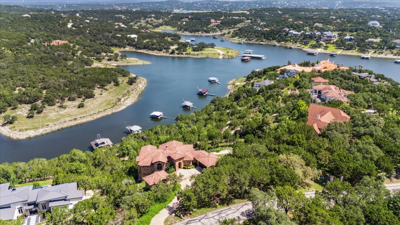 709 S Angel Light Drive  Spicewood TX 78669 photo