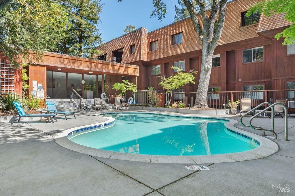 Property Photo: 1579 Lincoln Avenue 211 CA 94901