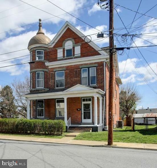 209 &Amp 211 Hamilton Avenue  Waynesboro PA 17268 photo