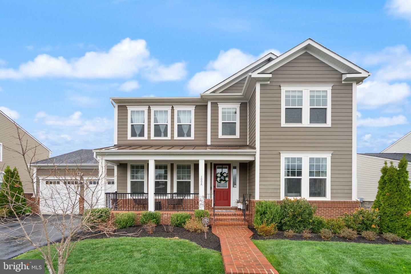 Property Photo: 1004 Akan Street SE VA 20175