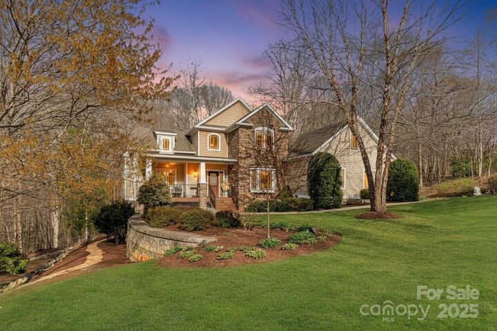 Property Photo: 3196 Stonemill Path NC 28673
