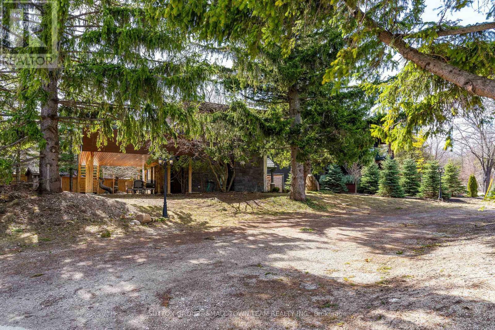 Property Photo: 114 Lakeshore Road West ON L9Y 0S6