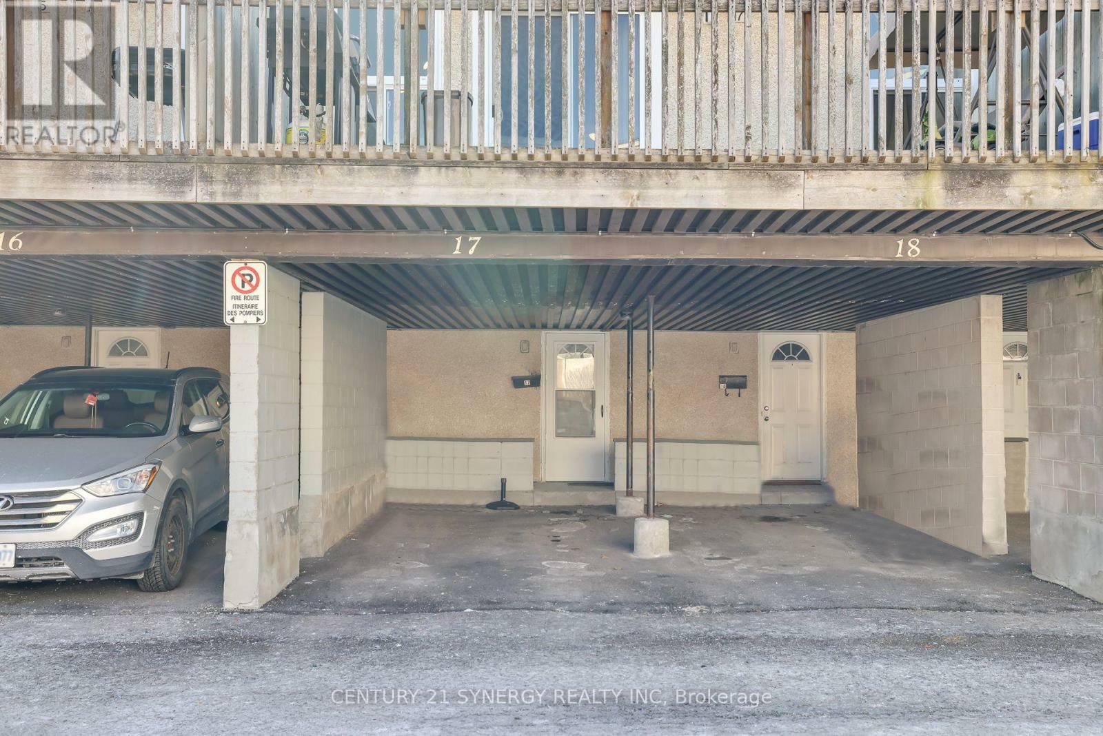 Property Photo: 3415 Uplands Drive North 17 ON K1V 9N3
