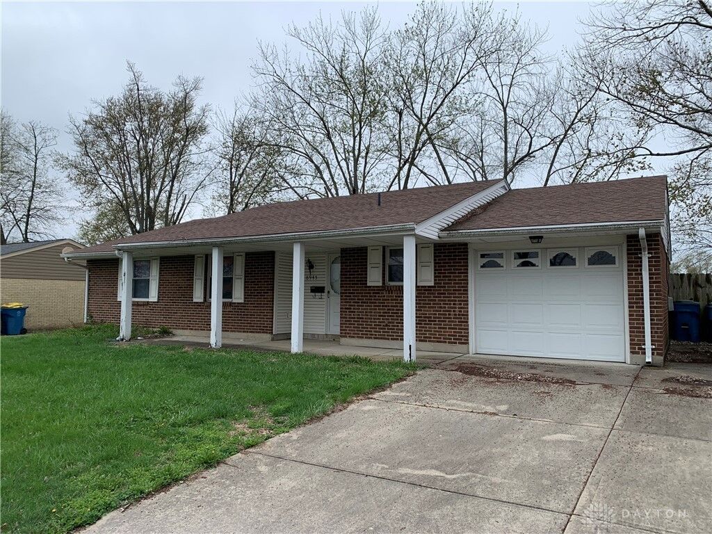 Property Photo: 6945 Alter Road OH 45424