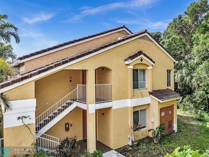 2440 NW 33rd St 1812  Oakland Park FL 33309 photo