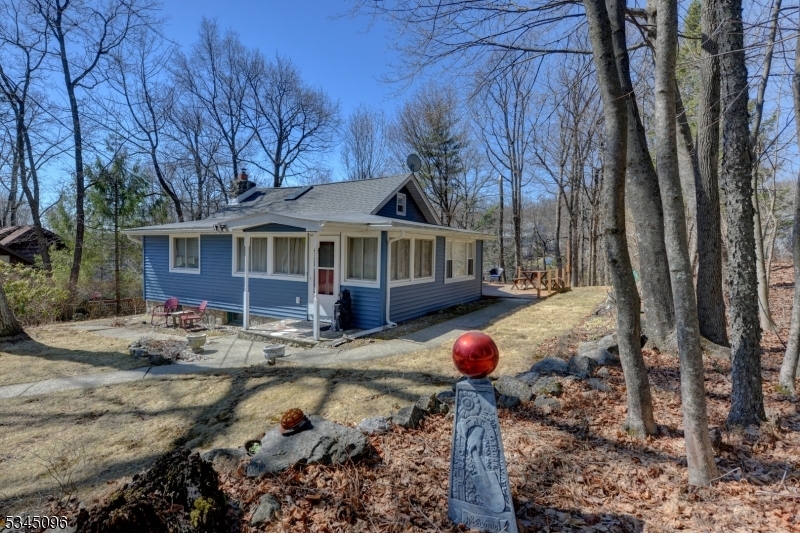 Property Photo: 29 Muscotah Rd NJ 07422
